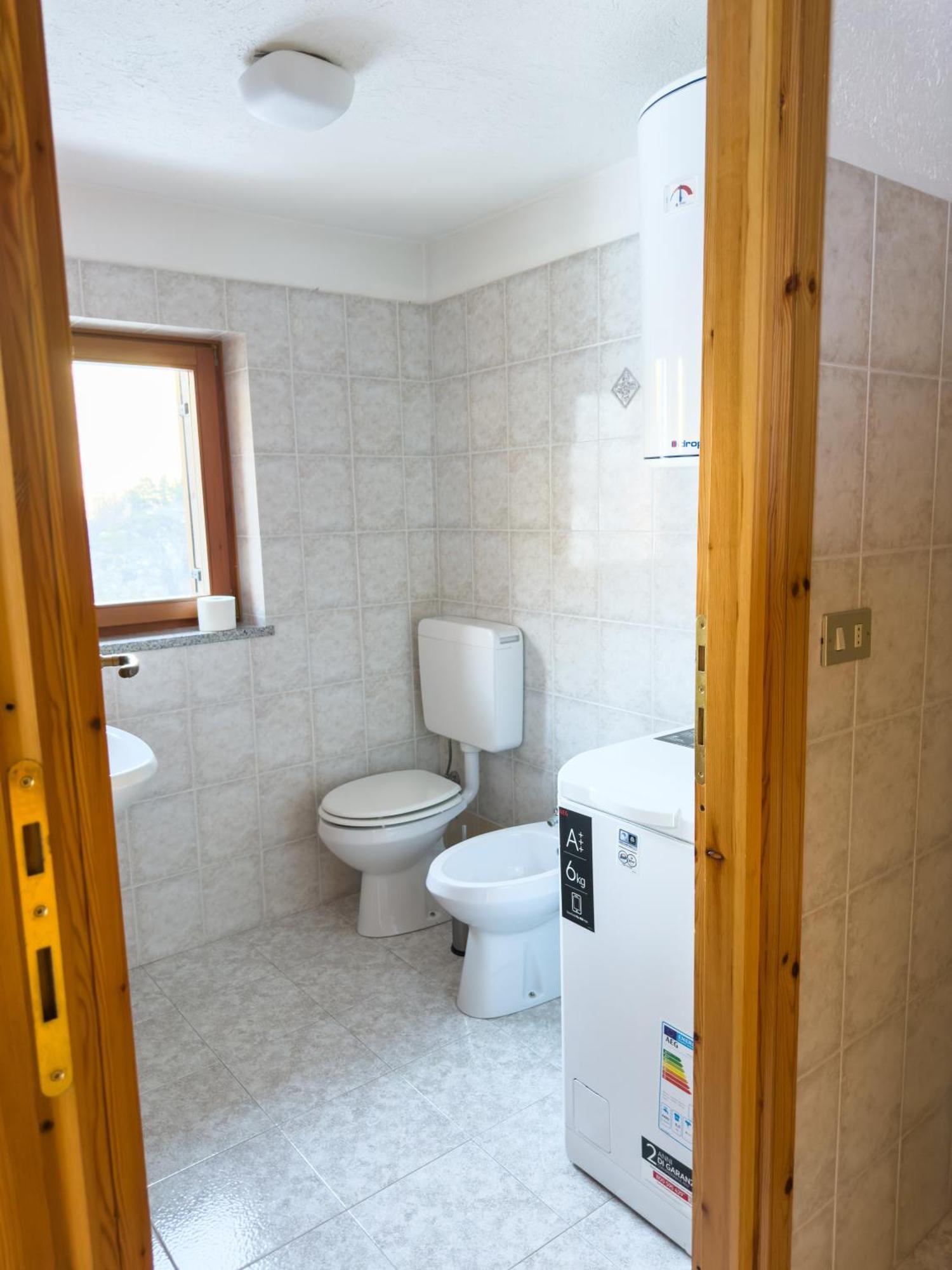 Casa Vacanze Grand-Haury Da Andrea 아르비에 외부 사진