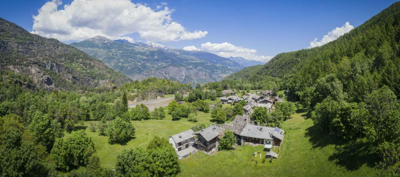 Casa Vacanze Grand-Haury Da Andrea 아르비에 외부 사진
